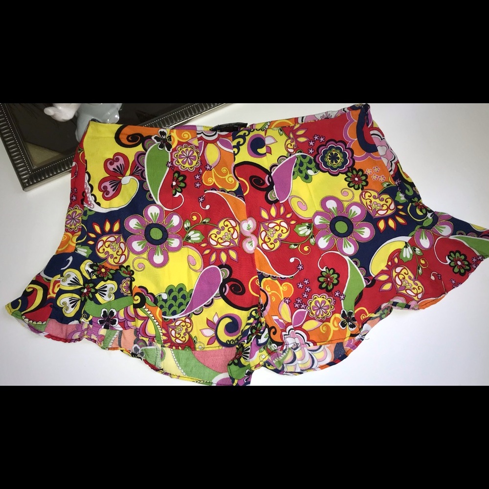 ZARA Retro 60's Psychedelic Floral Ruffled Shorts - Picture 3 of 5